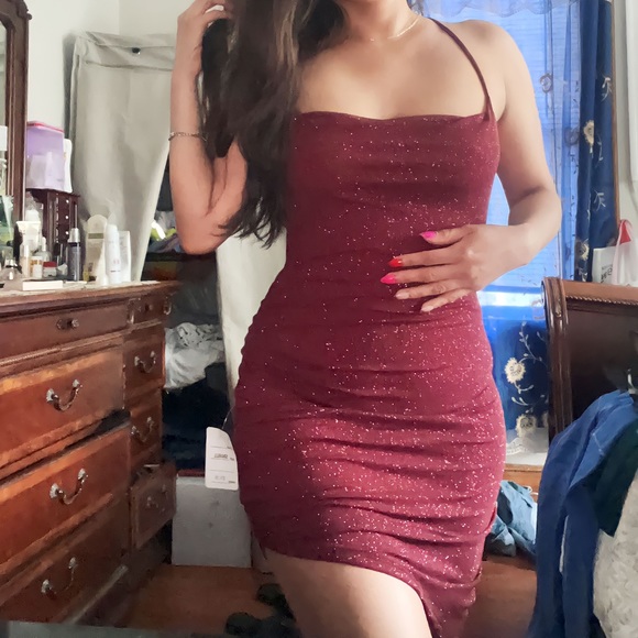 Maroon Wine Sparkly Dress. Beautifully tie back design. Form Body Hugging. - Picture 1 of 6